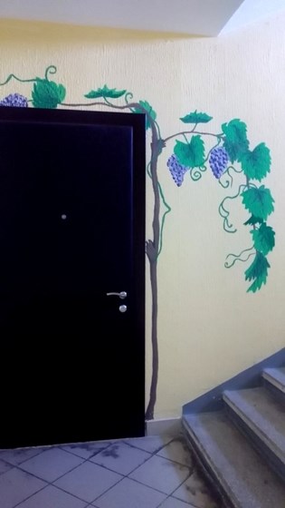 Рисунки на стенах: Виноград